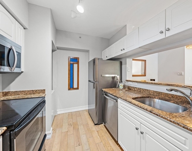 4117 Tuscany Way - Photo Thumbnail 3