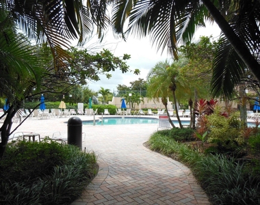500 Egret Circle - Photo Thumbnail 25