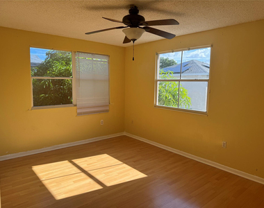 4350 Sw 72nd Terrace Sw - Photo Thumbnail 8
