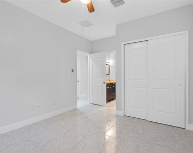 316 Sw 16th Street - Photo Thumbnail 23