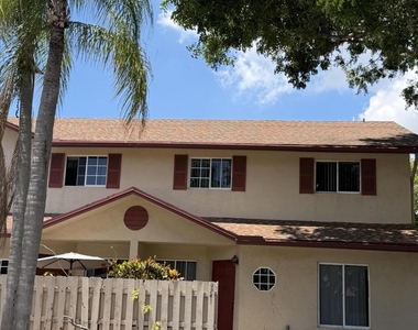 9741 Nw 37th Street - Photo Thumbnail 1