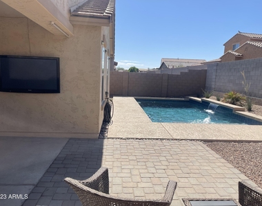 4038 S 183rd Drive - Photo Thumbnail 11