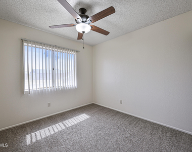 11102 W Turney Avenue - Photo Thumbnail 23