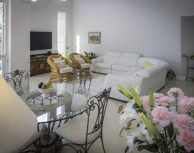 10849 Bal Harbor Drive - Photo Thumbnail 15