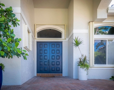 10849 Bal Harbor Drive - Photo Thumbnail 4