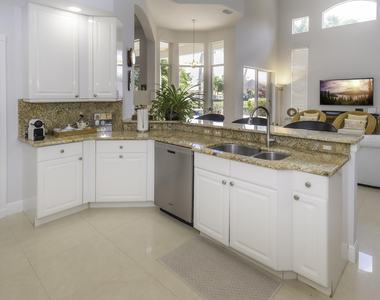 10849 Bal Harbor Drive - Photo Thumbnail 24