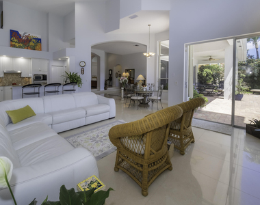 10849 Bal Harbor Drive - Photo Thumbnail 30