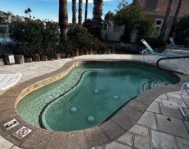1410 W Crystal Springs Drive - Photo Thumbnail 27