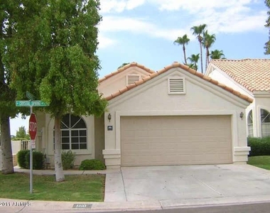 1410 W Crystal Springs Drive - Photo Thumbnail 1
