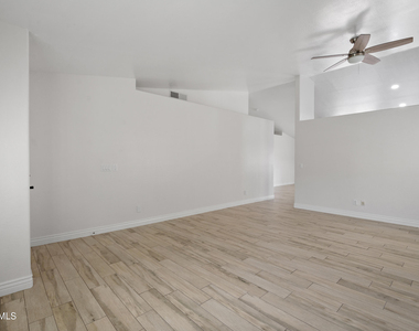 3746 E Magnus Circle - Photo Thumbnail 3