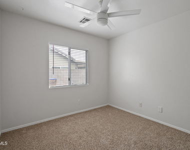 3746 E Magnus Circle - Photo Thumbnail 13