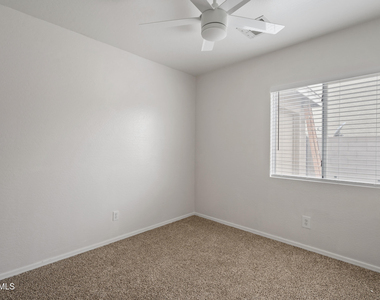 3746 E Magnus Circle - Photo Thumbnail 14