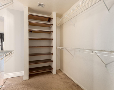8406 W Pioneer Street - Photo Thumbnail 26