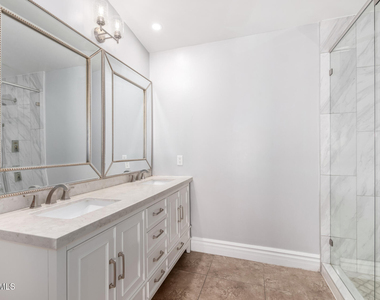 8406 W Pioneer Street - Photo Thumbnail 24