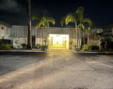 10821 N Military Trail - Photo Thumbnail 37