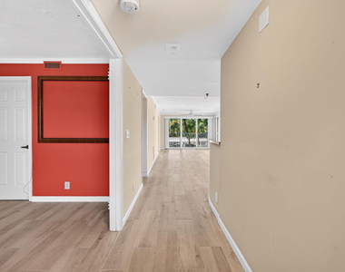 3901 S Flagler Drive - Photo Thumbnail 8