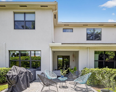 4388 Serpens Lane - Photo Thumbnail 11