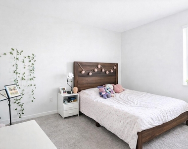 4388 Serpens Lane - Photo Thumbnail 28