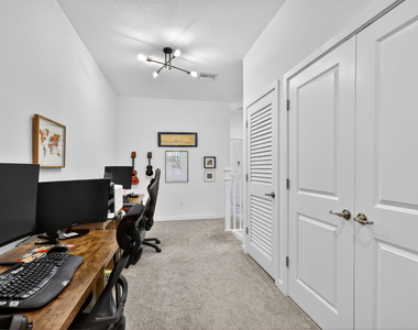 4388 Serpens Lane - Photo Thumbnail 21