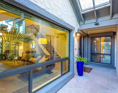 5822 N Scottsdale Road - Photo Thumbnail 3