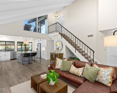 5822 N Scottsdale Road - Photo Thumbnail 5