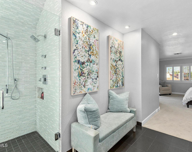 5822 N Scottsdale Road - Photo Thumbnail 17