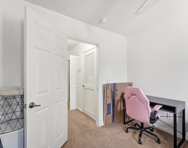 6720 Cypress Walk Terrace - Photo Thumbnail 17