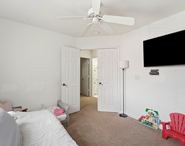6720 Cypress Walk Terrace - Photo Thumbnail 12