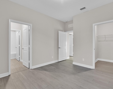 1168 Sterling Pine Place - Photo Thumbnail 9