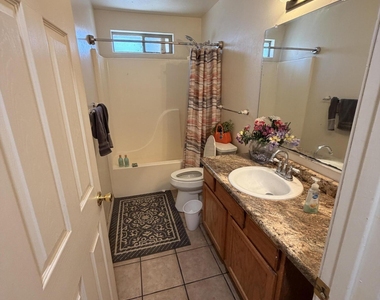 1041 S Matilda Street - Photo Thumbnail 9