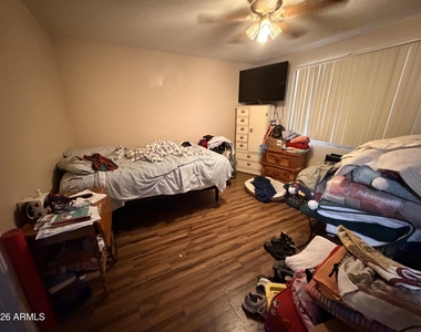 1041 S Matilda Street - Photo Thumbnail 12