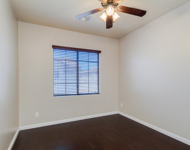 3481 S Bluejay Drive - Photo Thumbnail 22