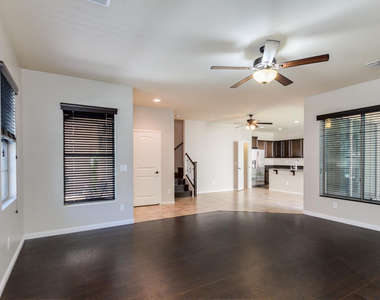 3481 S Bluejay Drive - Photo Thumbnail 5