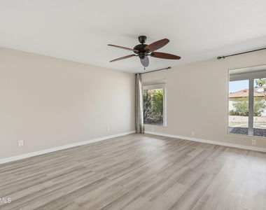 10602 E Elmhurst - Photo Thumbnail 3