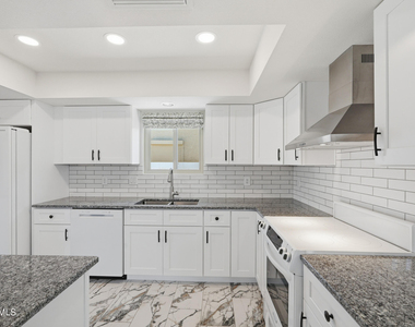 10602 E Elmhurst - Photo Thumbnail 11