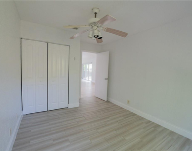 5332 Nw 29th Court - Photo Thumbnail 18