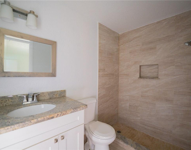 5332 Nw 29th Court - Photo Thumbnail 21
