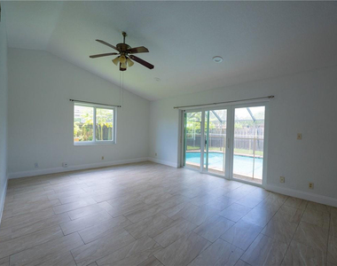 5332 Nw 29th Court - Photo Thumbnail 5