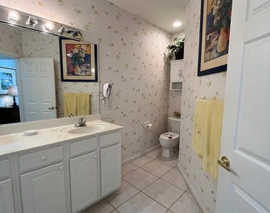 8429 Mulligan Circle - Photo Thumbnail 5