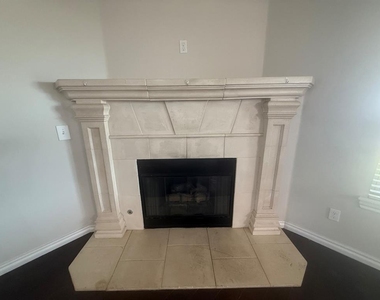 11309 Nw 99th Street - Photo Thumbnail 7
