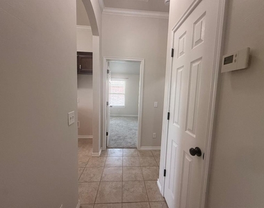 11309 Nw 99th Street - Photo Thumbnail 15