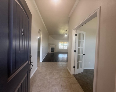 11309 Nw 99th Street - Photo Thumbnail 4