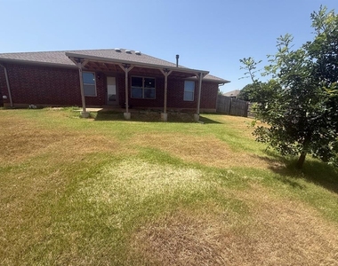 11309 Nw 99th Street - Photo Thumbnail 36