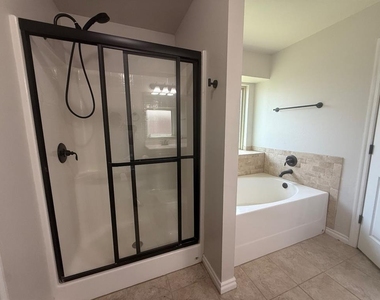 11309 Nw 99th Street - Photo Thumbnail 23