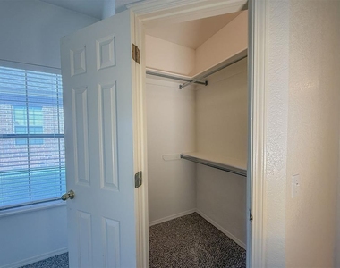 1928 Nw 157th Street - Photo Thumbnail 18