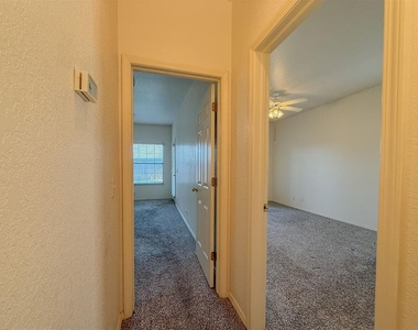 1928 Nw 157th Street - Photo Thumbnail 15