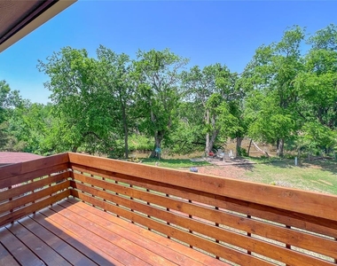 12021 Hawthorne Lane - Photo Thumbnail 3