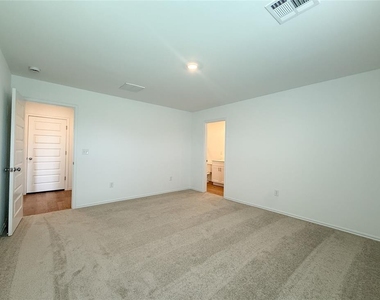 16208 Lovers Lane - Photo Thumbnail 10