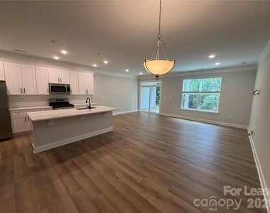 4327 Black Court - Photo Thumbnail 6