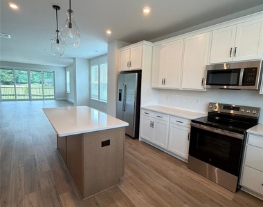 4623 Swan Meadow Lane - Photo Thumbnail 6